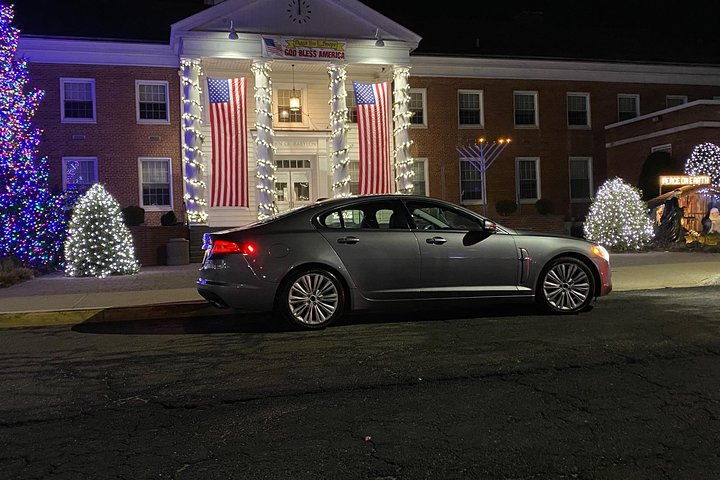 Jaguar XF premiere car service by LGA Airport Town Car Service